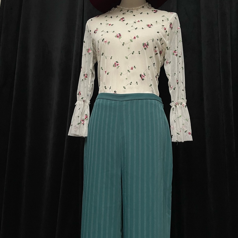 Garden Party Outfit Bundle - Picture 5 of 7